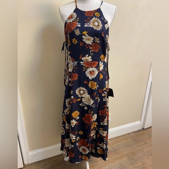 Lulus Flourishing Flirt Navy Blue Floral Cutout Halter Midi Dress Large NWT - Picture 5 of 15